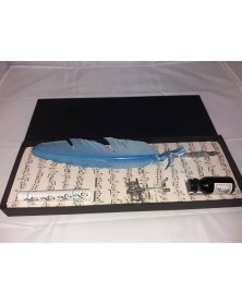 PENNA ARGENTO DECORATA CON PIUMA AZZURRO  CONF : 35 X 13  CM